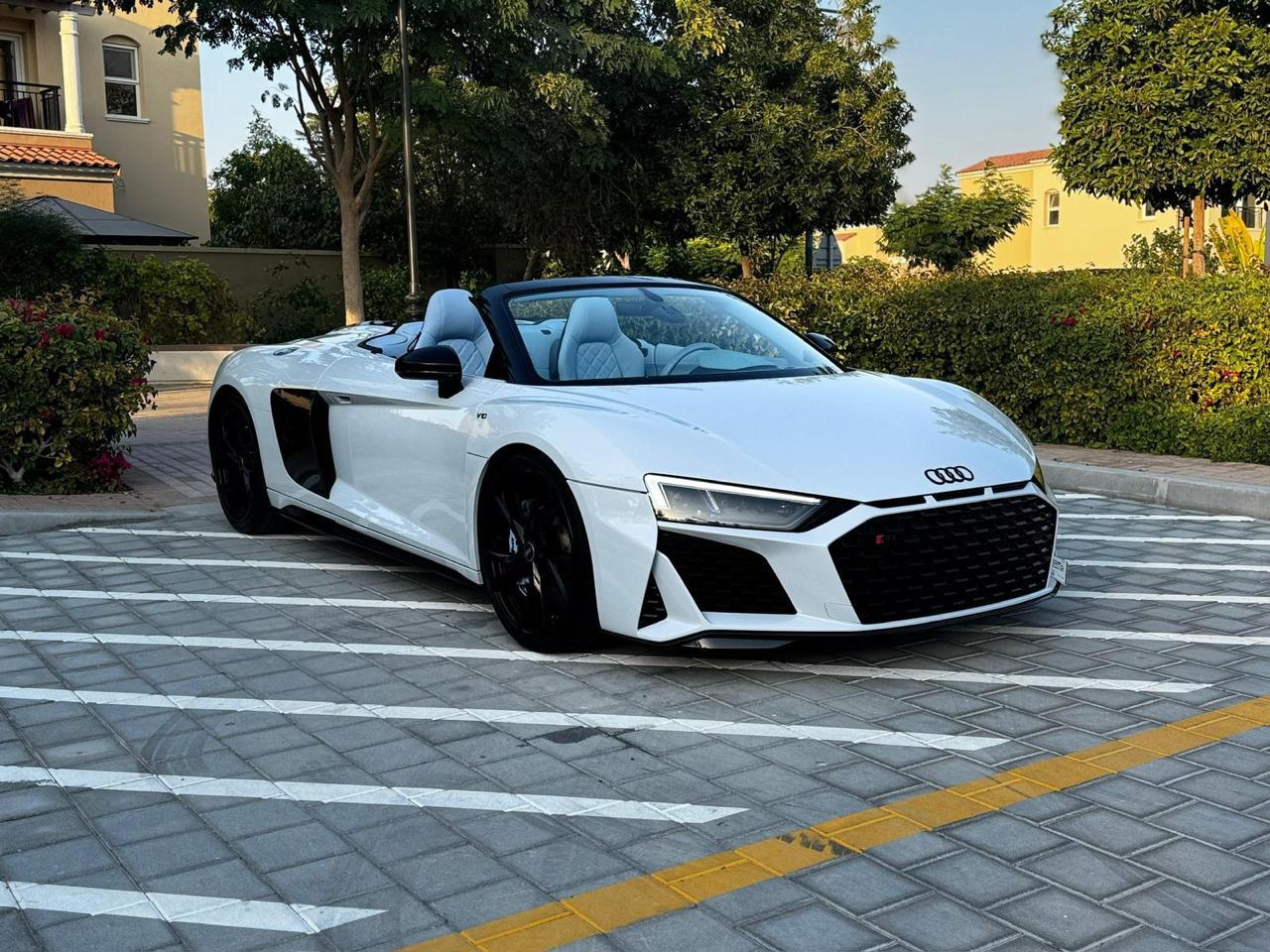 Audi R8 V10